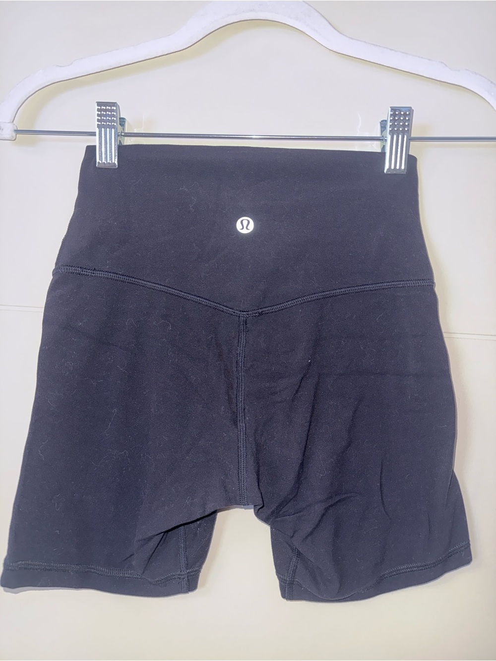 lululemon athletica Black 6” Align High-Rise Shorts